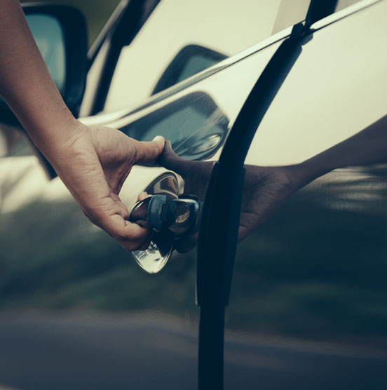 Apertura de autos y hogares